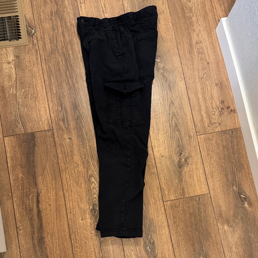 American Eagle Outfitters Black Cargo Pants